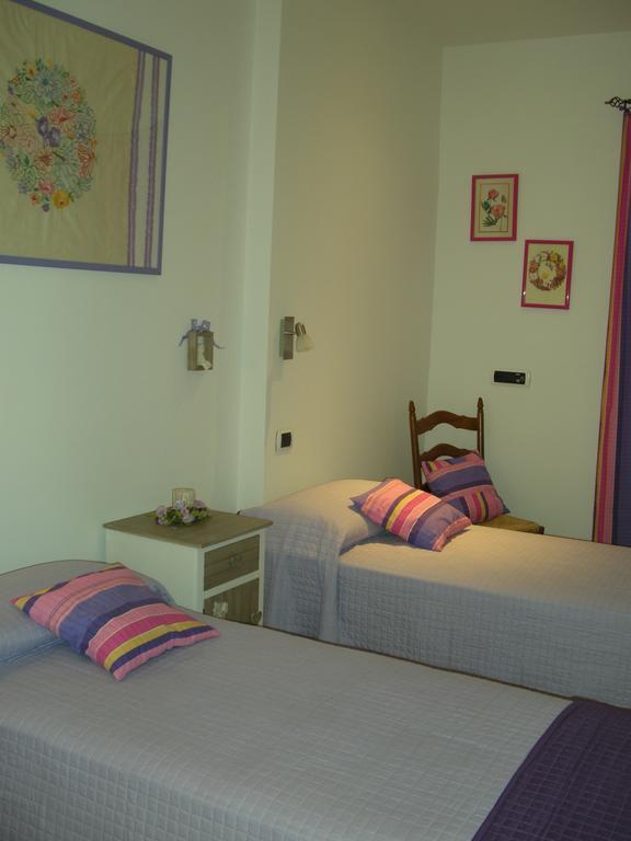 Bed And Breakfast San Martino Castignano Room photo